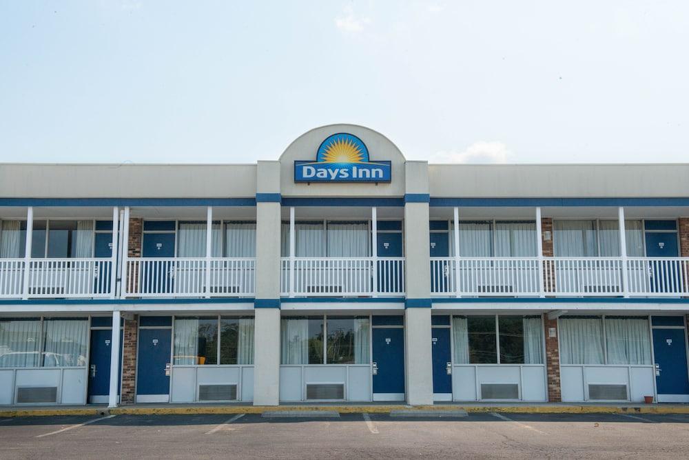 Days Inn By Wyndham Waynesboro Buitenkant foto
